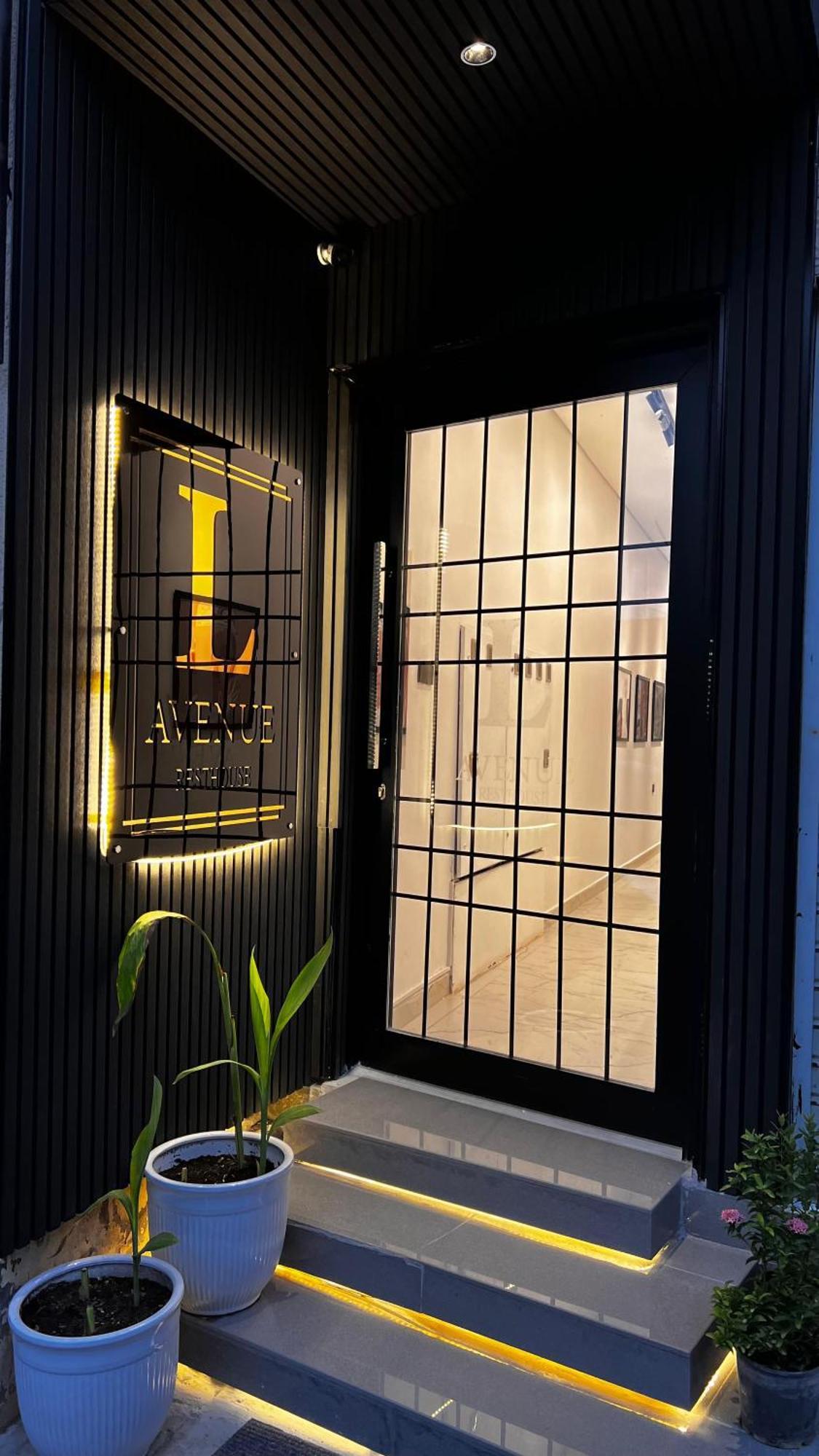 Lavenue Resthouse Apartment Nizwa Exterior photo